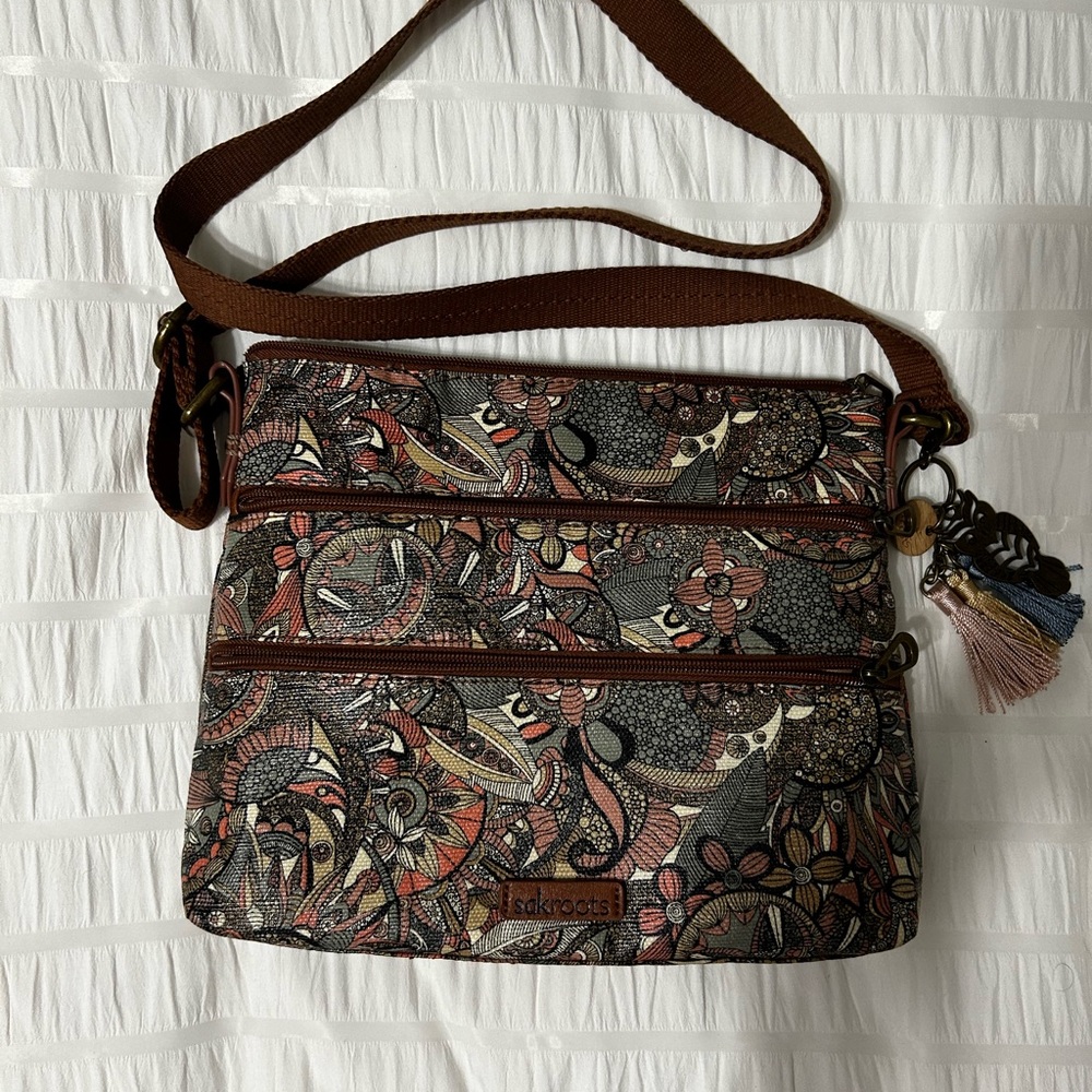 sakroots shoulder bag, paisley print